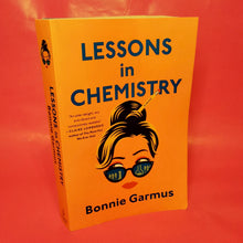 Load image into Gallery viewer, Lessons in Chemistry - Bonnie Garmus
