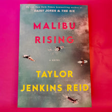 Load image into Gallery viewer, Malibu Rising - Taylor Jenkins Reid
