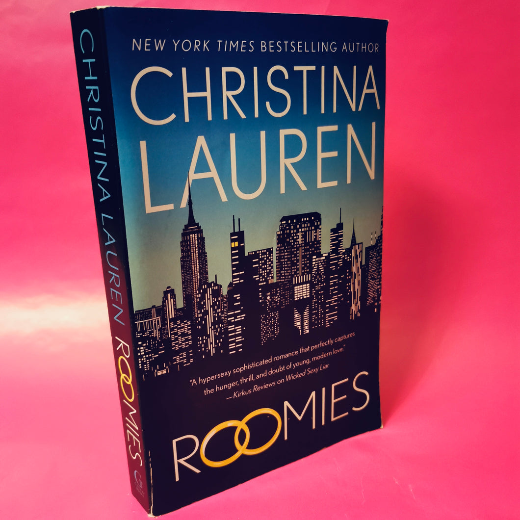 Roomies - Christina Lauren