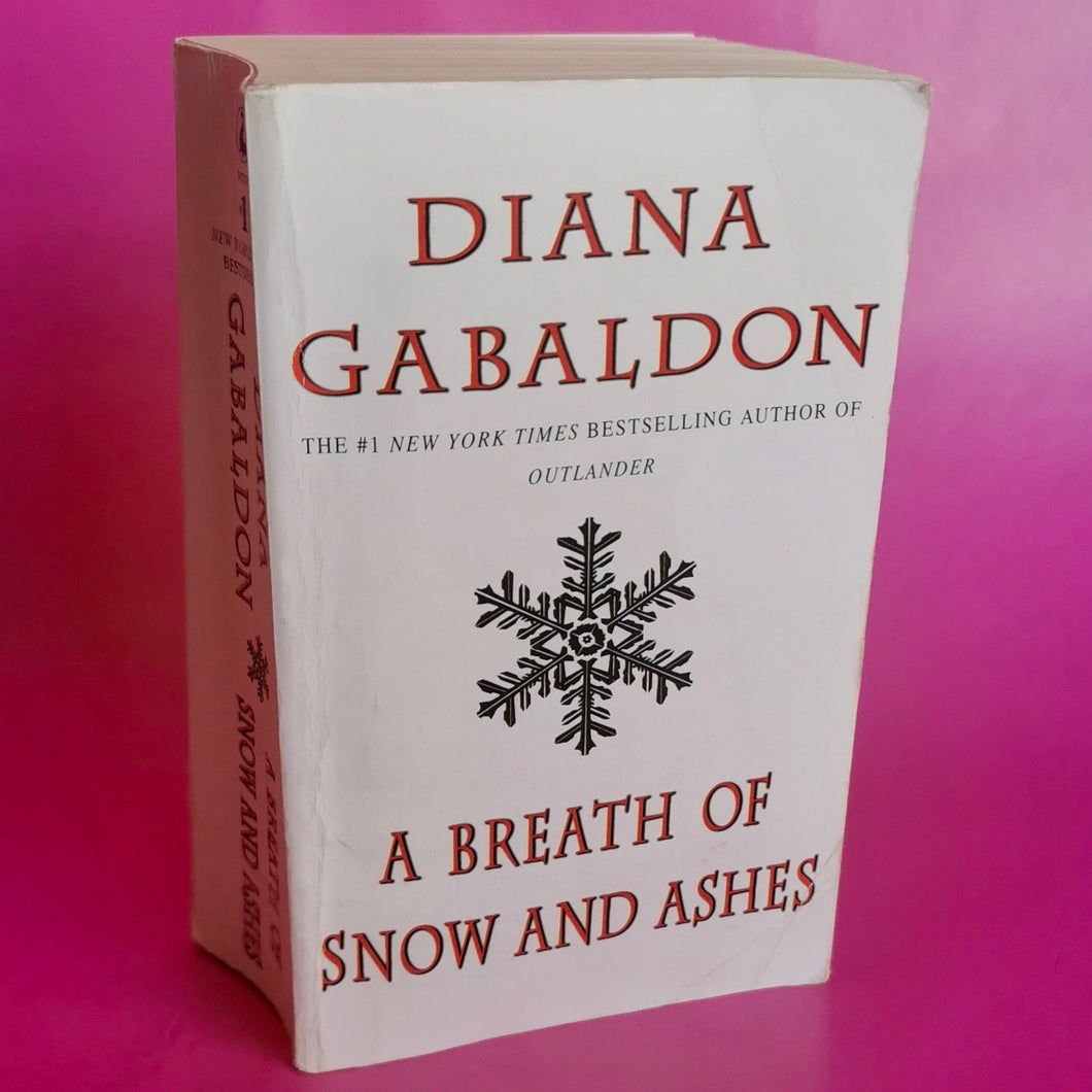 A Breath Of Snow And Ashes - Diana Gabaldon