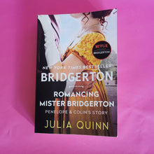 Load image into Gallery viewer, Romancing Mister Bridgerton (Bridgerton Series) - Julia Quinn
